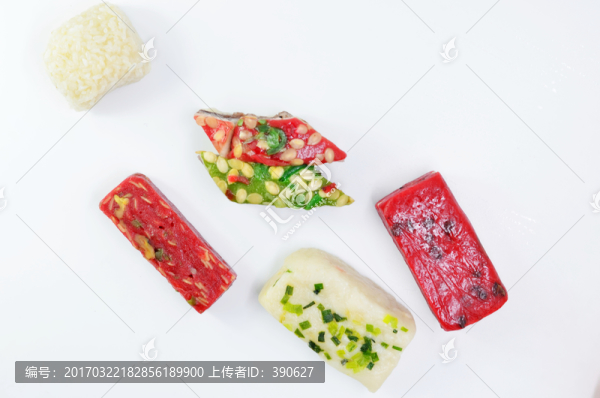 傳統(tǒng)手工制作的糕團(tuán)