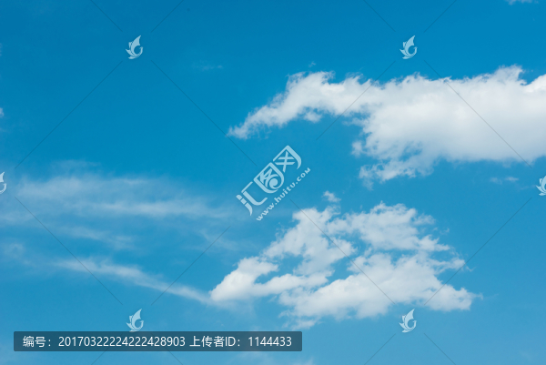 藍(lán)天白云