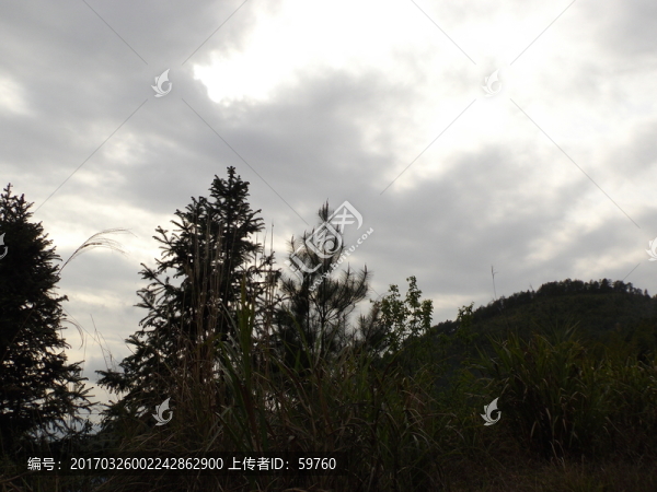 大山天空