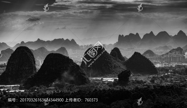 黑白唯美桂林群山