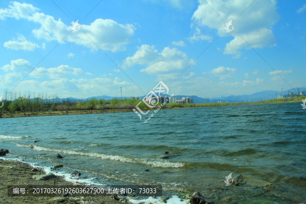 湖光山色