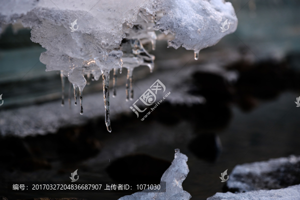 冰雪消融