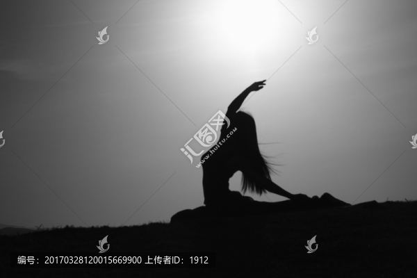 瑜伽剪影