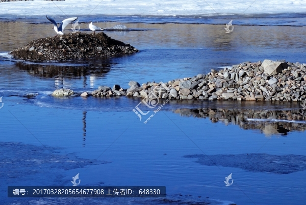 河流