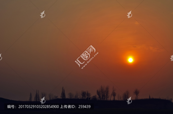 日出剪影