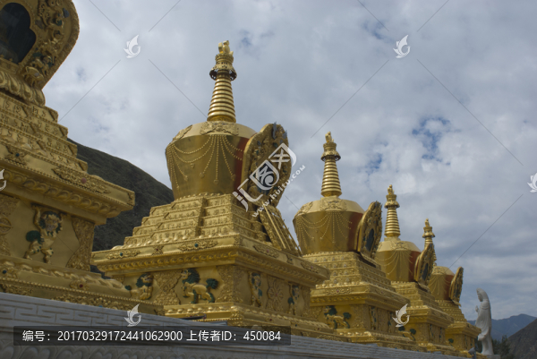 佛塔