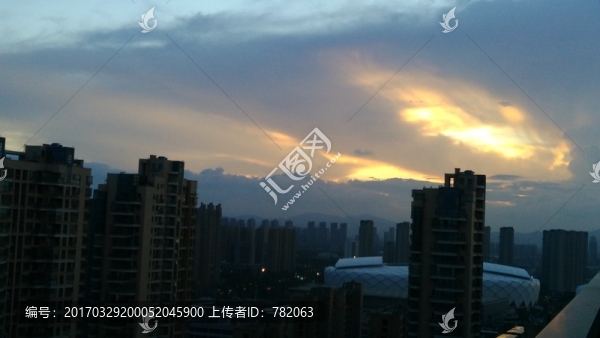 晚霞
