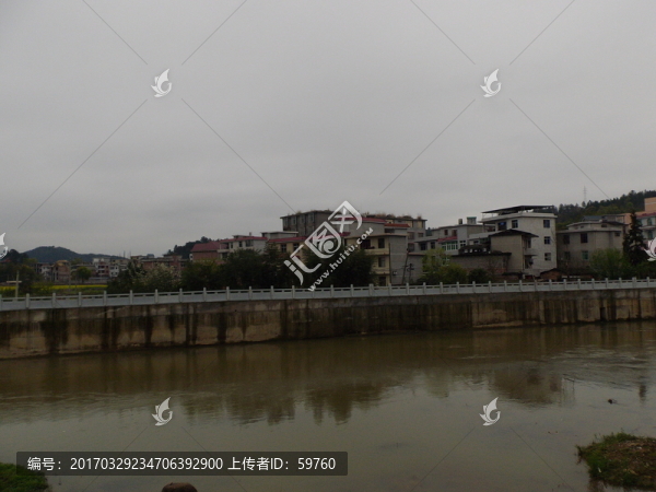 江邊風(fēng)景建筑