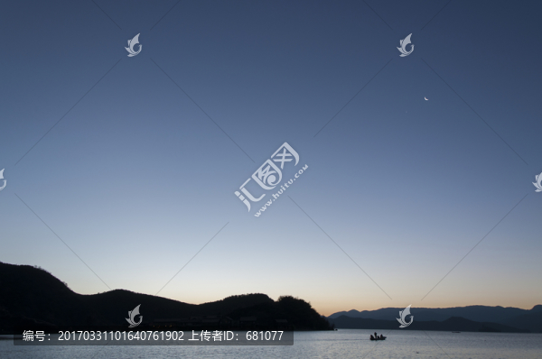 云南瀘沽湖早上