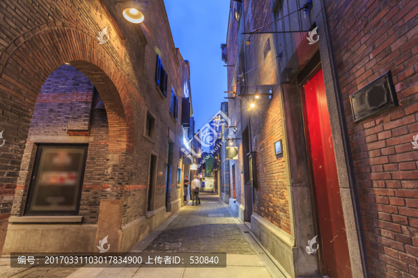 上海石庫門夜景