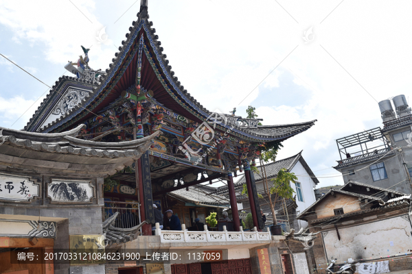 云南大理,雙廊民居,戲臺(tái)