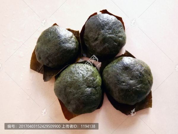 溆浦蒿菜糍粑