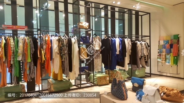 女裝專賣店,服裝櫥窗