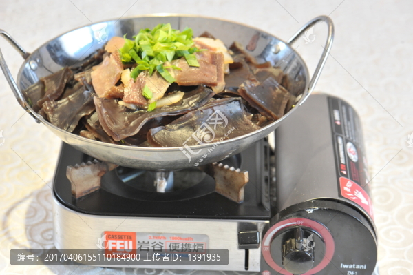干鍋橡子豆腐
