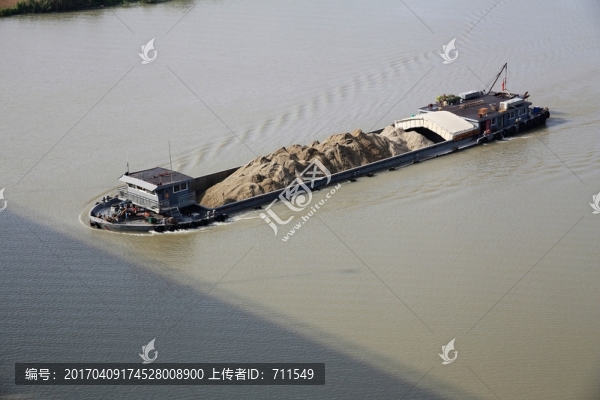 淮河運(yùn)沙船