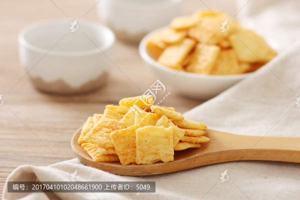 麻辣鍋巴