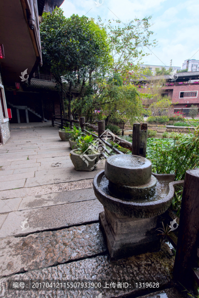 石板路