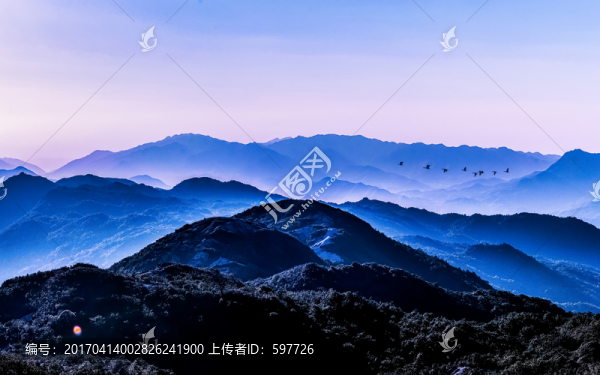 高山水墨