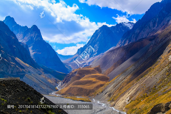 天山
