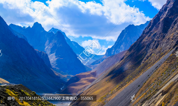 天山