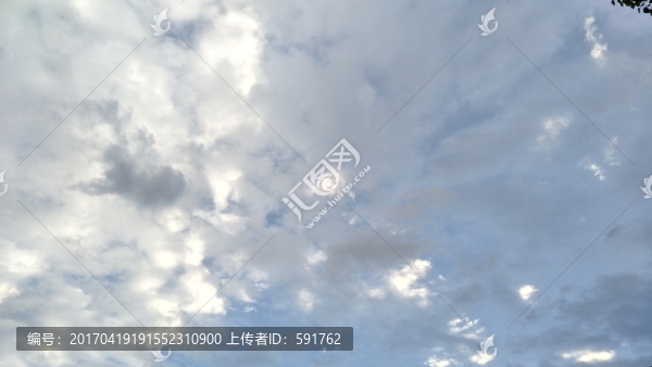 天空