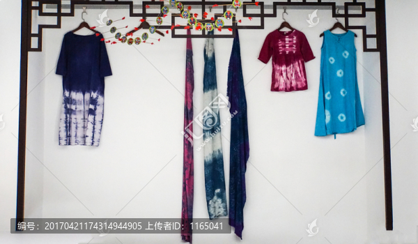 蠟染布,櫥窗