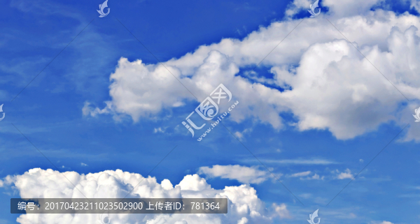 天空白云