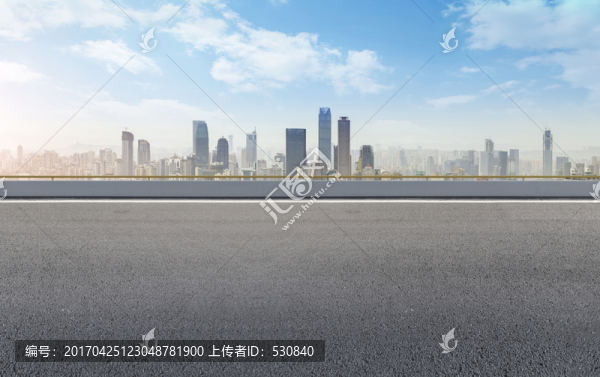 城市建筑群和道路路面