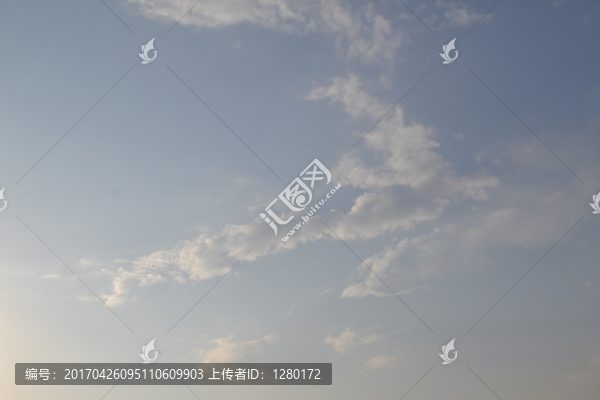 藍(lán)天白云