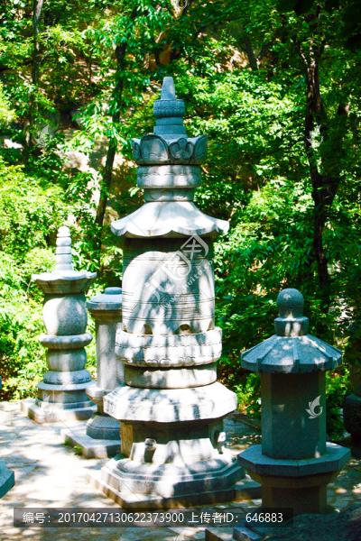佛塔,墓塔,塔林,墳?zāi)? title=