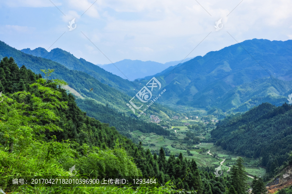 山嶺風(fēng)光