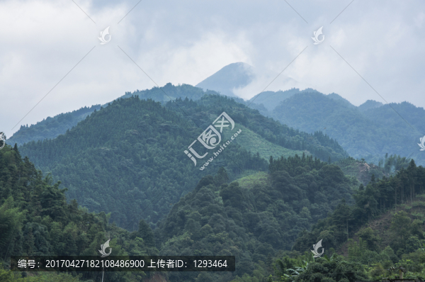 山嶺風(fēng)光