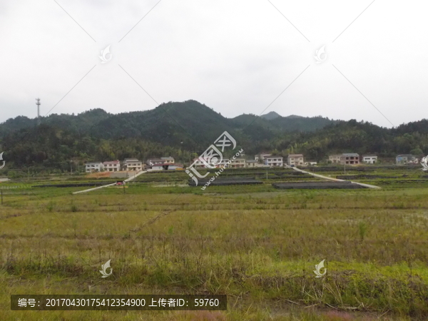 山村春光