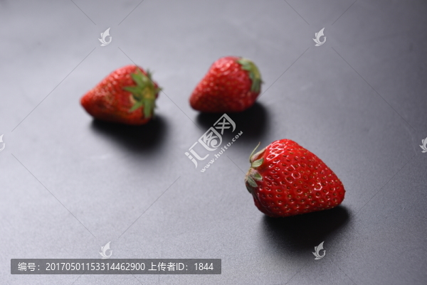 草莓