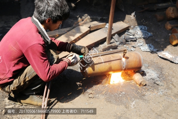 工人氣割