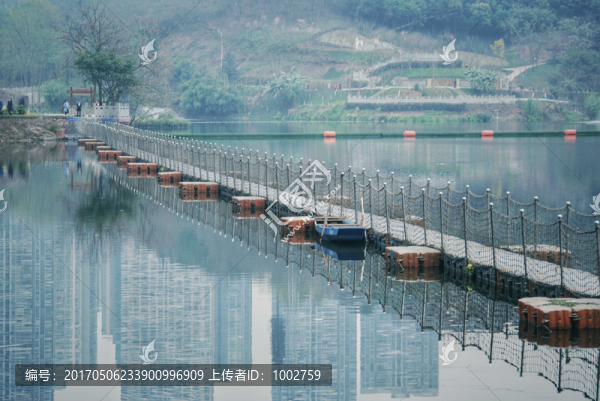彩云湖