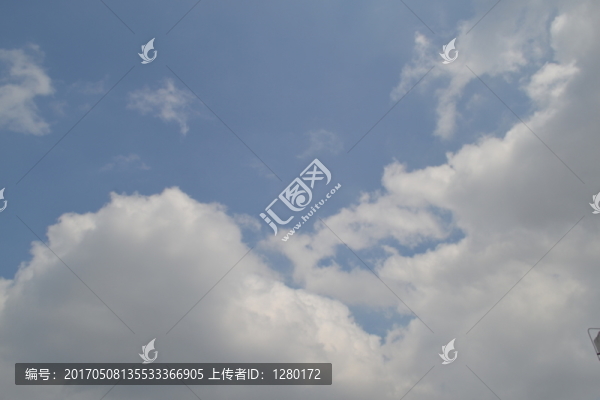 藍(lán)天白云
