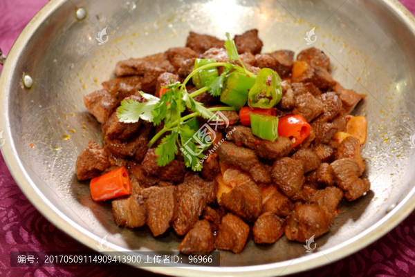 干鍋肉粒