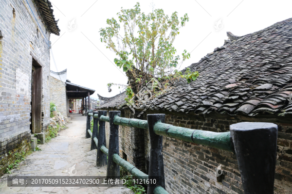 鄉(xiāng)村小石路