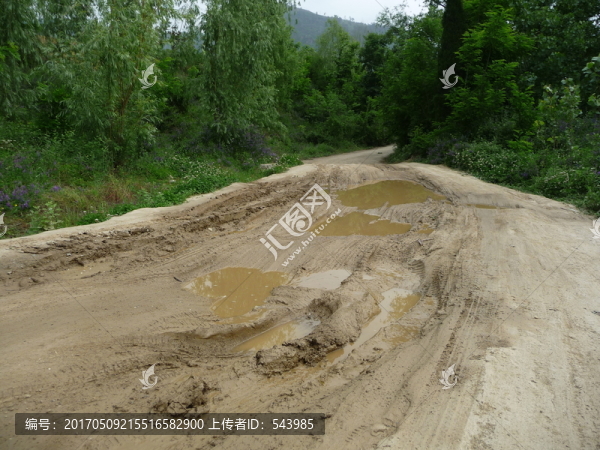 泥濘的道路