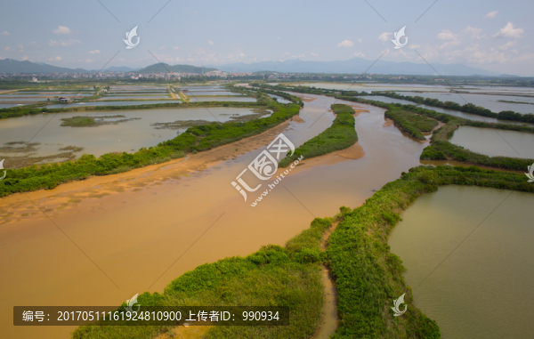 河流
