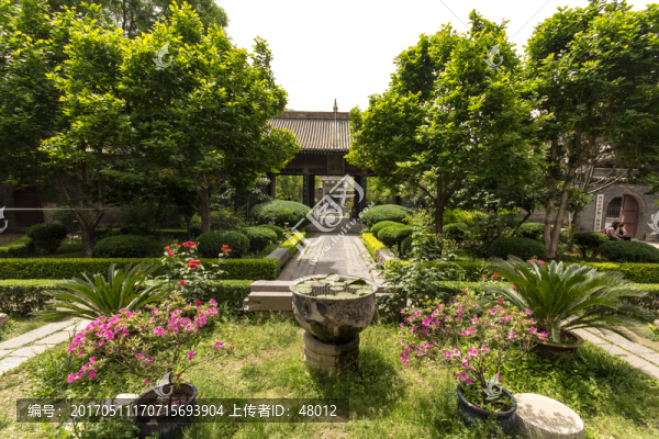 園林式的西安清真寺