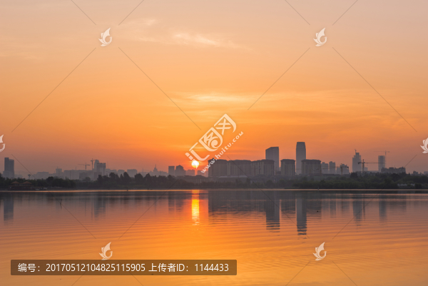 昆明風(fēng)光,日出