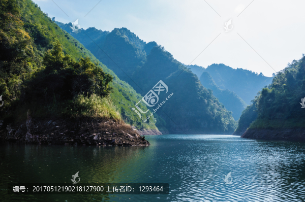 水庫風(fēng)光