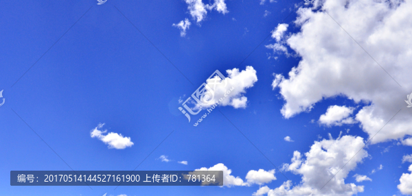 天空白云