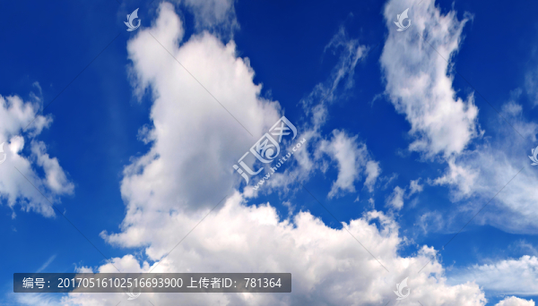 天空白云