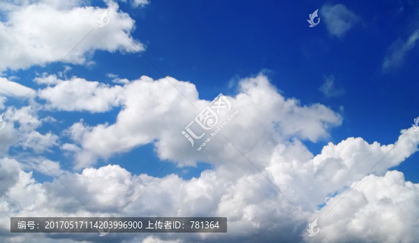 天空白云