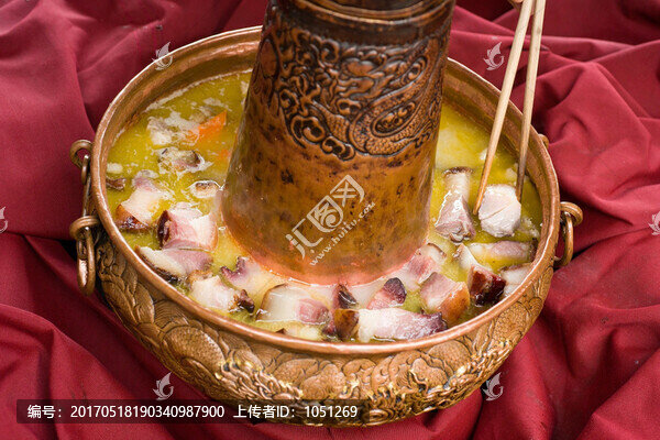 銅鍋臘豬腳