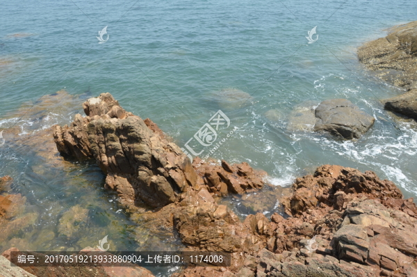 海水礁石