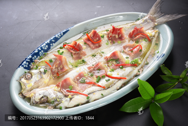 清蒸白魚